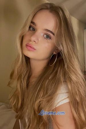 219629 - Diana Age: 19 - Ukraine