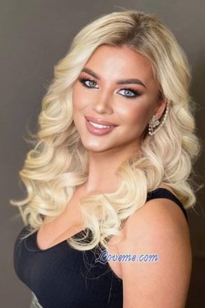 223687 - Viktoriia Age: 30 - Ukraine