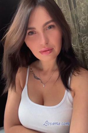 228739 - Viktoriia Age: 32 - Ukraine